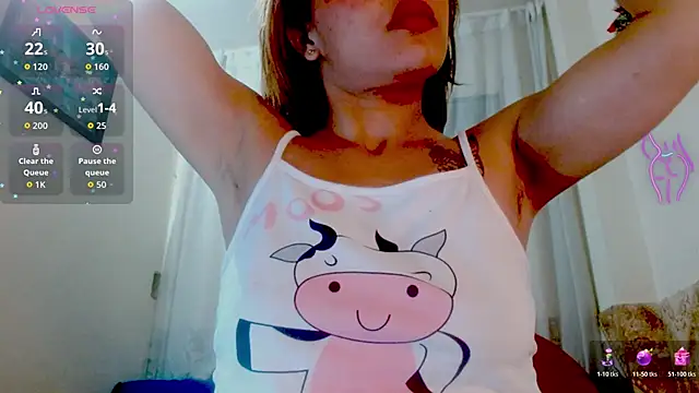 Snapshot of Eva_Hoot chatting on November 7, 2025, 3:44 am Eva Hoot online show from November 7, 2025, 3:44 am