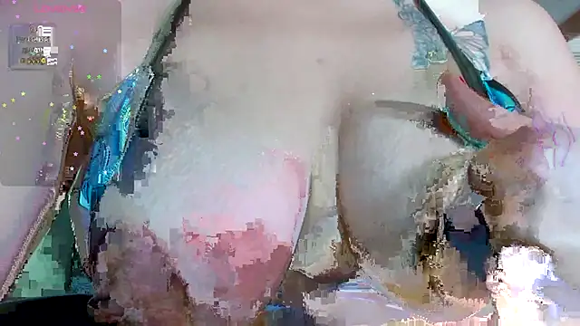 Snapshot of Eva_Hoot chatting on October 8, 2025, 4:40 pm Eva Hoot online show from October 8, 2025, 4:40 pm