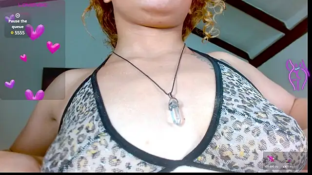 Snapshot of Eva_Hoot chatting on March 10, 2025, 1:32 pm Eva Hoot online show from March 10, 2025, 1:32 pm