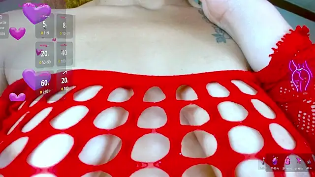 Snapshot of Eva_Hoot chatting on February 28, 2025, 1:36 pm Eva Hoot online show from February 28, 2025, 1:36 pm