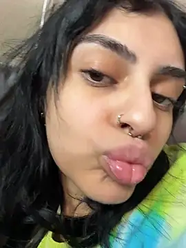 Snapshot of ThickerThanYoBitch chatting on November 15, 2025, 3:16 pm ThickerThanYoBitch online show from November 15, 2025, 3:16 pm