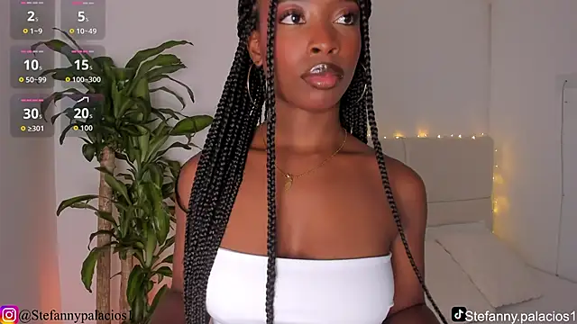 Kimberlylenox  online show from April 14, 2026, 12:37 am