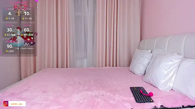 Snapshot of camila__joy chatting on December 21, 2024, 5:25 am camila joy online show from December 21, 2024, 5:25 am