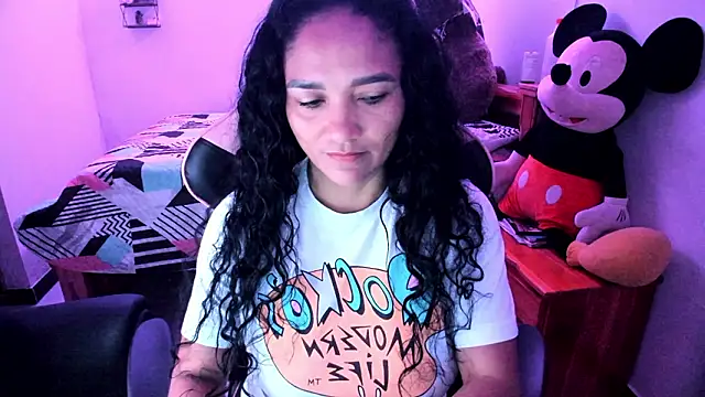 rayza mature 154 online show from March 13, 2026, 3:06 pm