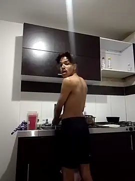 Snapshot of MATEO_SWEET chatting on March 18, 2025, 4:29 am MATEO SWEET online show from March 18, 2025, 4:29 am