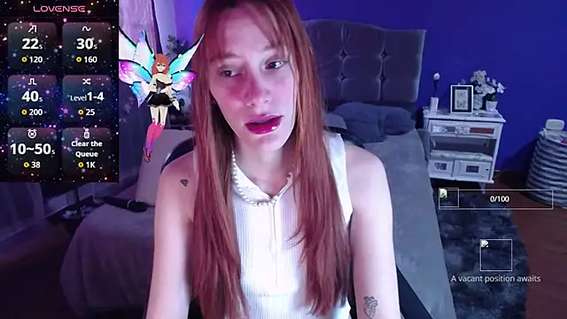 Snapshot of IsaBaileys_ chatting on November 17, 2025, 9:52 pm IsaBaileys online show from November 17, 2025, 9:52 pm