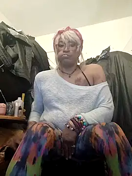 Snapshot of Mune_Raez_6 chatting on November 5, 2025, 8:39 am Mune Raez 6 online show from November 5, 2025, 8:39 am