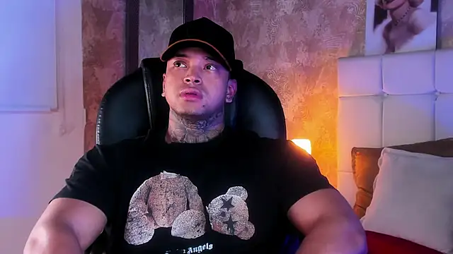 Stiven collins online show from April 1, 2026, 6:26 am