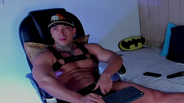 Stiven collins online show from April 8, 2026, 1:56 pm