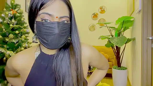 Snapshot of Monalisadon018 chatting on February 12, 2026, 6:51 pm Monalisadon018 online show from February 12, 2026, 6:51 pm