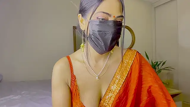 Snapshot of Monalisadon018 chatting on February 1, 2026, 7:34 pm Monalisadon018 online show from February 1, 2026, 7:34 pm