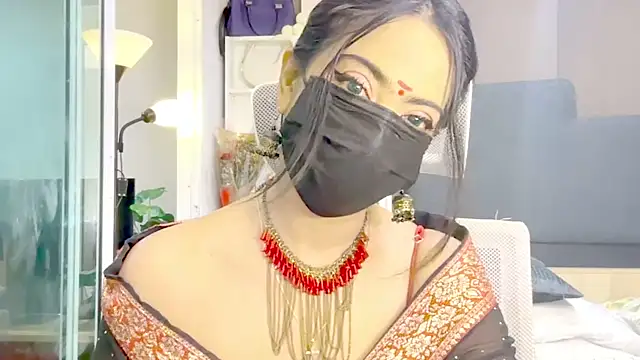 Monalisadon018 online show from November 27, 2025, 4:13 am