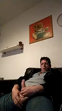 Knuffelstaaf123 online show from November 6, 2025, 12:25 am