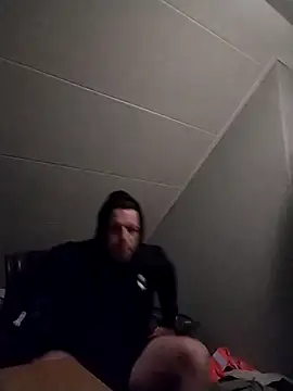 Knuffelstaaf123 online show from March 12, 2026, 9:19 pm