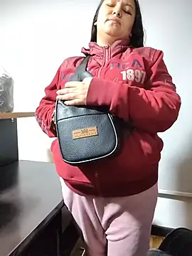 Cute Penelope online show from April 16, 2026, 11:11 am