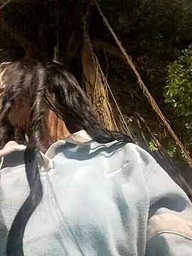 Snapshot of Honey-420- chatting on November 5, 2025, 12:03 am Honey-420- online show from November 5, 2025, 12:03 am