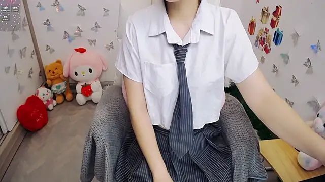  Mizuki  online show from April 9, 2026, 4:35 pm