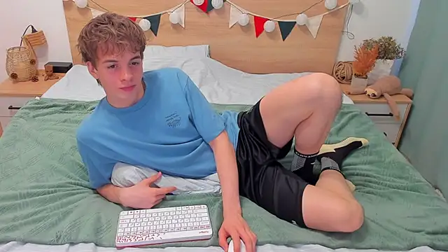 Fandi 777 online show from November 18, 2025, 7:33 am