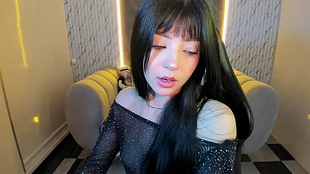 Snapshot of _mia_collins_b_ chatting on October 16, 2025, 12:46 pm  mia collins b  online show from October 16, 2025, 12:46 pm