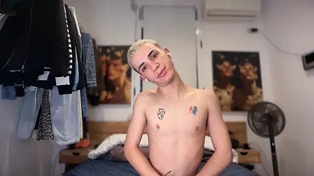 Cristian Delgado online show from December 14, 2025, 7:36 am