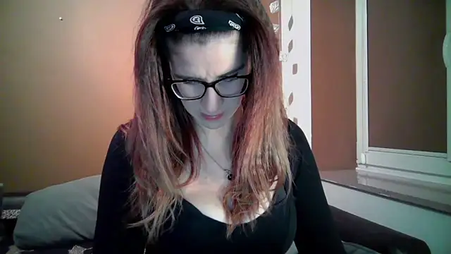 Snapshot of KayaRose chatting on October 24, 2025, 8:19 pm KayaRose online show from October 24, 2025, 8:19 pm