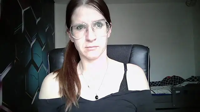 Snapshot of KayaRose chatting on October 3, 2025, 3:13 pm KayaRose online show from October 3, 2025, 3:13 pm