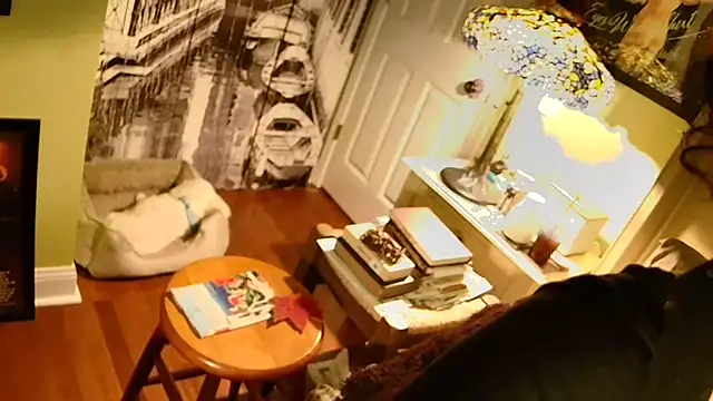 GardenGirl00 online show from March 20, 2026, 4:13 am