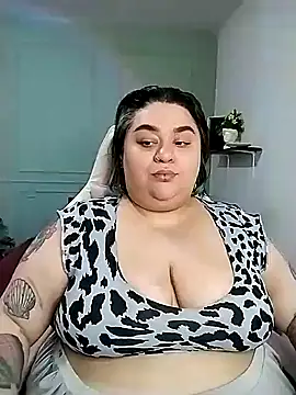 tiffany laurens online show from January 6, 2025, 6:58 am