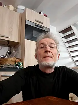 60philippe online show from November 14, 2025, 4:21 pm