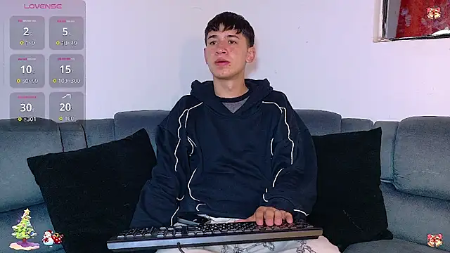 Mr daren  online show from December 18, 2025, 7:18 pm