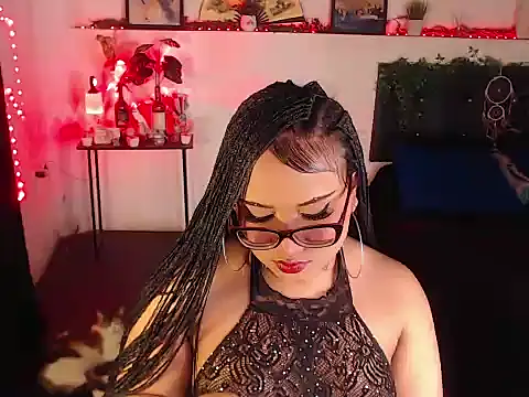 Snapshot of LiaScarlett chatting on December 15, 2025, 2:39 am LiaScarlett online show from December 15, 2025, 2:39 am