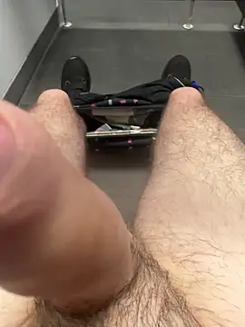 Drummer112 online show from October 21, 2025, 12:26 pm