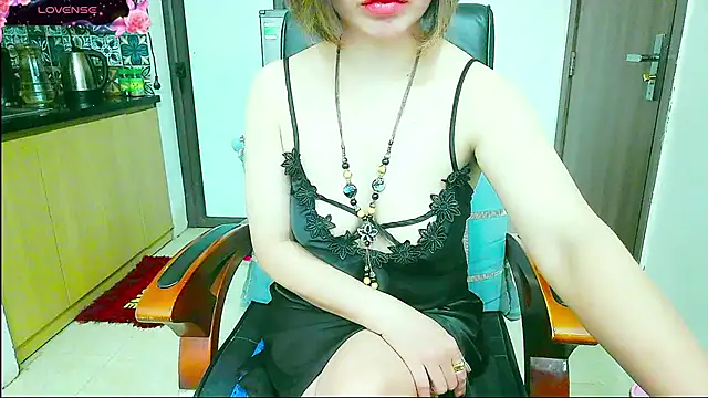 Snapshot of Miu-Le chatting on September 27, 2025, 5:30 pm Miu-Le online show from September 27, 2025, 5:30 pm