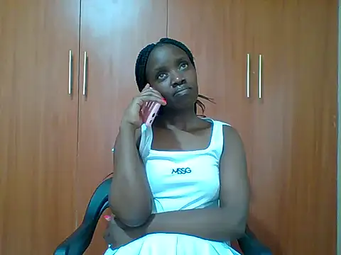 Snapshot of sexy_darleen23 chatting on November 13, 2025, 9:24 am sexy darleen23 online show from November 13, 2025, 9:24 am