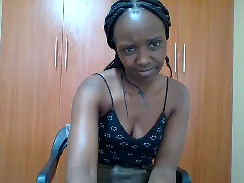 Snapshot of sexy_darleen23 chatting on November 5, 2025, 9:45 am sexy darleen23 online show from November 5, 2025, 9:45 am