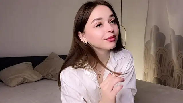 Snapshot of EstherMitchel chatting on October 3, 2025, 1:20 am EstherMitchel online show from October 3, 2025, 1:20 am