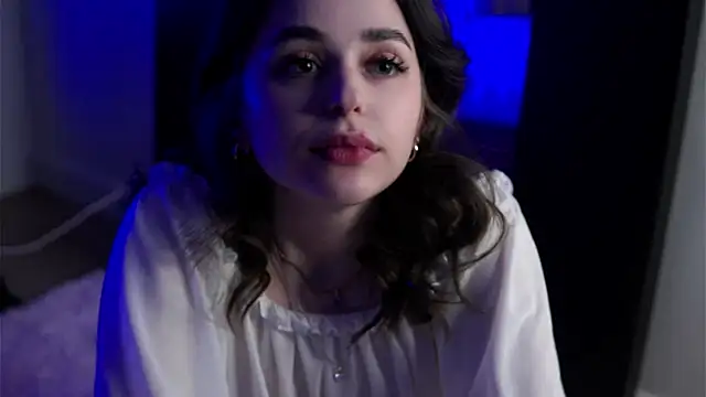 Snapshot of EstherMitchel chatting on March 14, 2025, 7:26 am EstherMitchel online show from March 14, 2025, 7:26 am