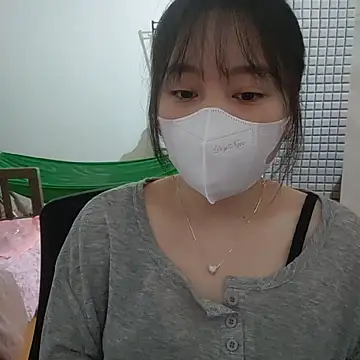 Snapshot of Kajisu_26 chatting on November 17, 2025, 12:47 am Kajisu 26 online show from November 17, 2025, 12:47 am