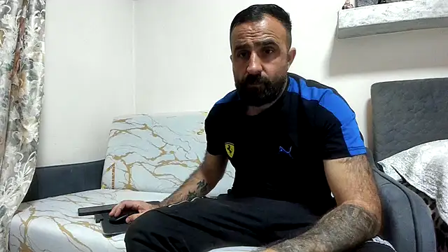 Snapshot of ivat80 chatting on November 5, 2025, 5:27 pm ivat80 online show from November 5, 2025, 5:27 pm