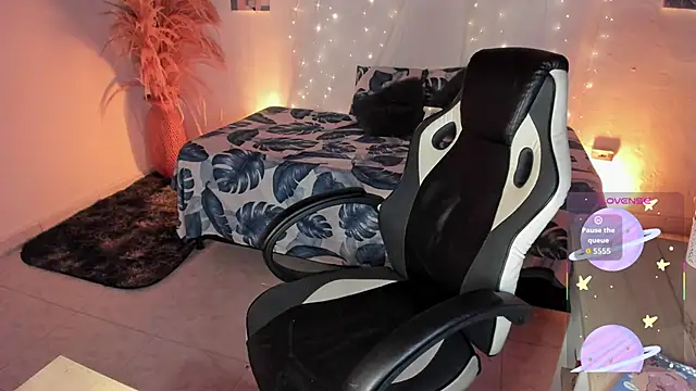 Riana Kean online show from February 7, 2026, 1:13 am