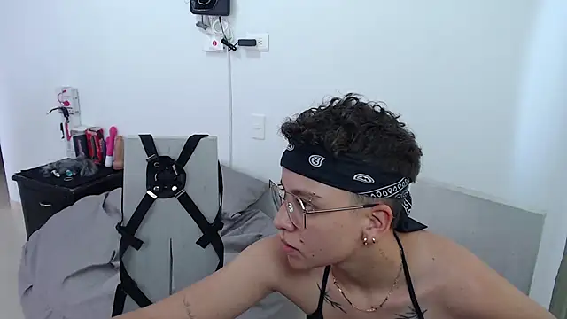 Snapshot of 01antoniafranco chatting on March 16, 2025, 8:10 pm 01antoniafranco online show from March 16, 2025, 8:10 pm