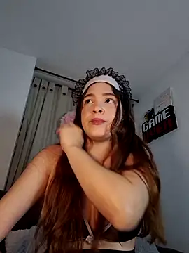 Snapshot of Zeli_66 chatting on September 16, 2025, 4:24 am Zeli 66 online show from September 16, 2025, 4:24 am