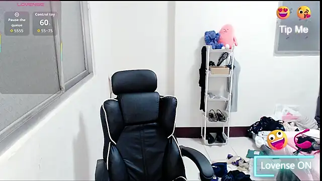 Snapshot of aFanny chatting on February 28, 2026, 2:17 pm aFanny online show from February 28, 2026, 2:17 pm