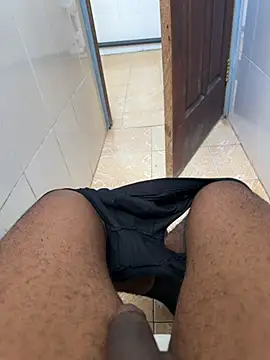 Snapshot of Black-mamba-madingo chatting on December 2, 2025, 11:12 am Black-mamba-madingo online show from December 2, 2025, 11:12 am