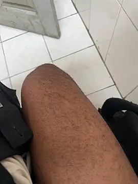 Snapshot of Black-mamba-madingo chatting on April 2, 2026, 3:41 pm Black-mamba-madingo online show from April 2, 2026, 3:41 pm