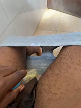 Snapshot of Black-mamba-madingo chatting on December 3, 2025, 1:54 pm Black-mamba-madingo online show from December 3, 2025, 1:54 pm