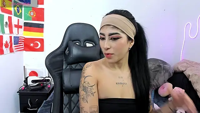 chaymae nah  online show from July 1, 2026, 12:49 pm