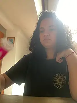 rafamarianoofc online show from February 24, 2025, 9:10 am