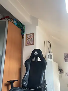 rafamarianoofc online show from March 15, 2025, 10:24 am