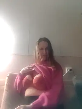 Evelina cute online show from February 20, 2025, 4:25 pm